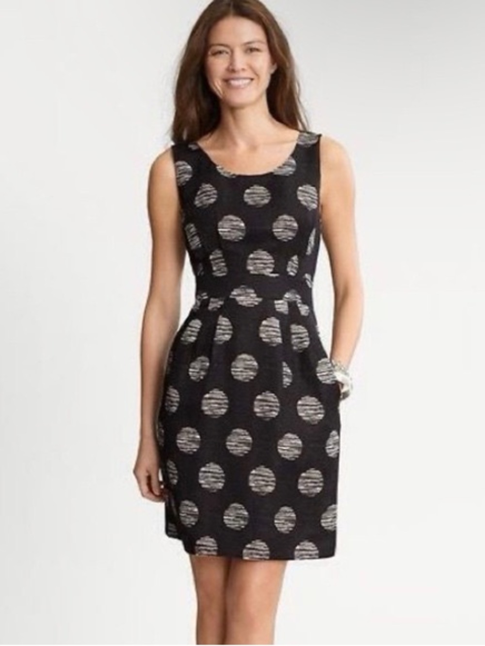 Banana Republic public Sleeveless Black Polka Dot Sheath Dress Size 8P